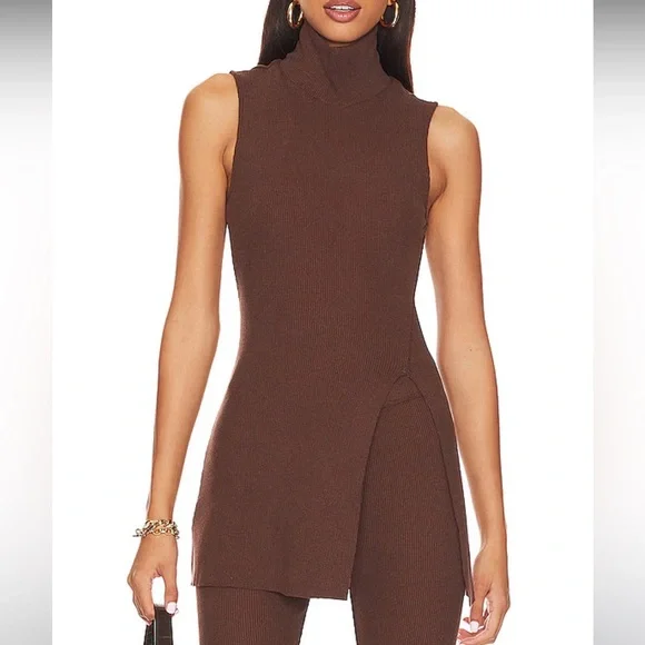 🆕 The Range Turtleneck and Slit Legging Set in Espresso